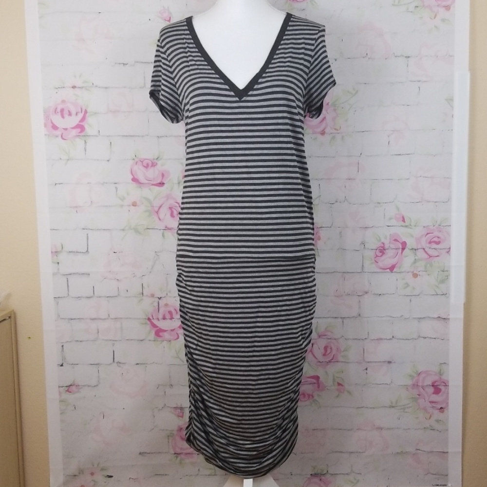 Athleta T-shirt dress sz Large gray/black striped